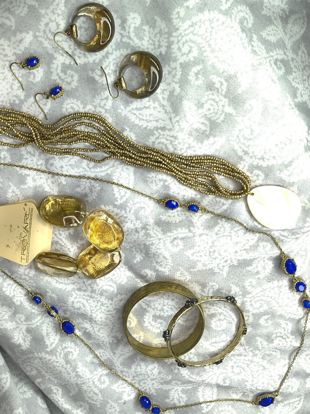 Brass bangle/shell/blue & gold tone summery jewelry lot